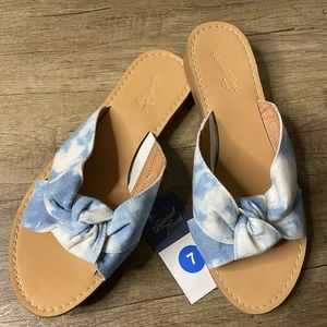 Baby Blue with White Knotted Sandals